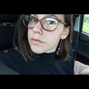 Meet your Posher, Theresa